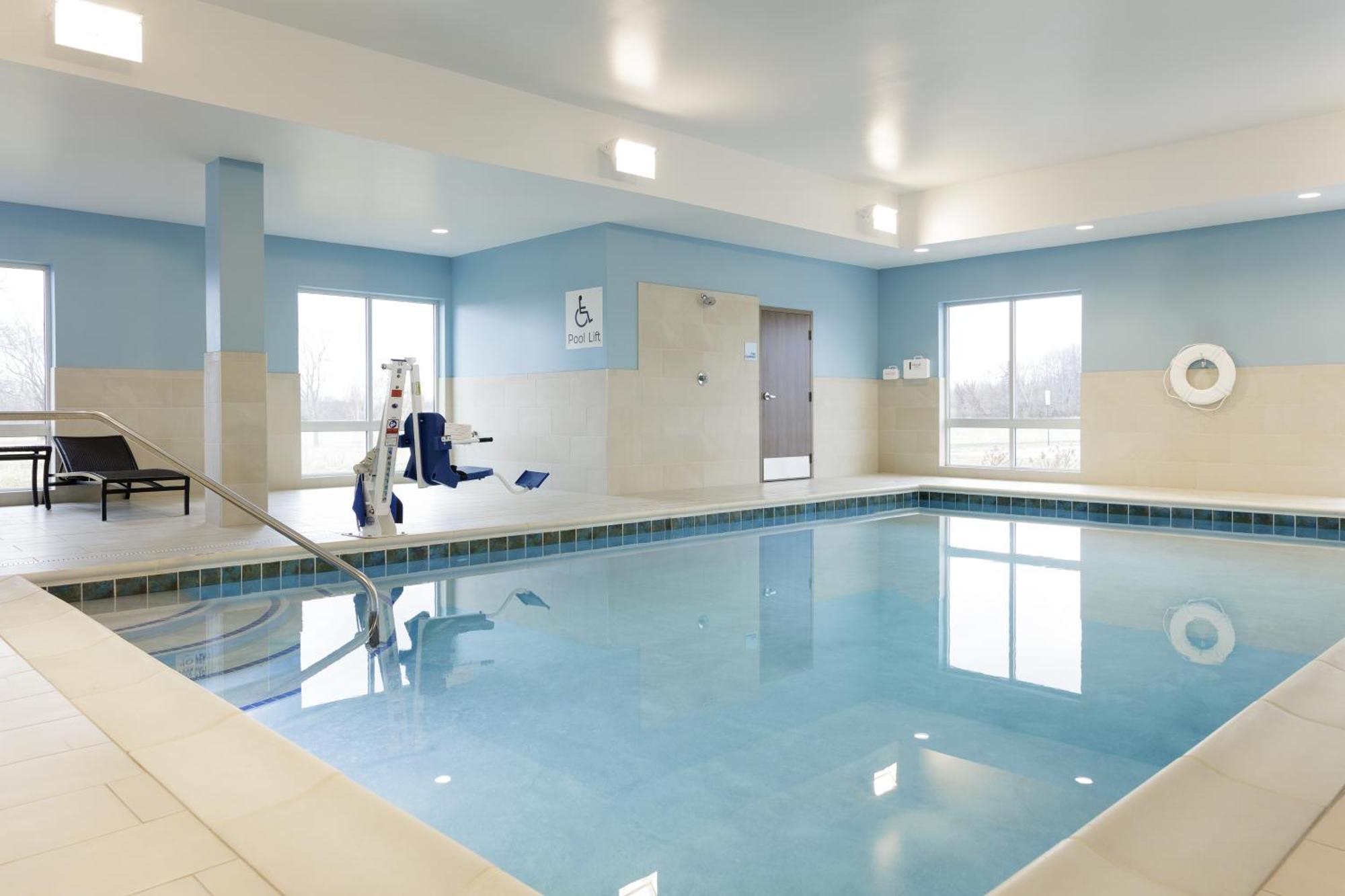 Holiday Inn Express - South Haven By Ihg エクステリア 写真